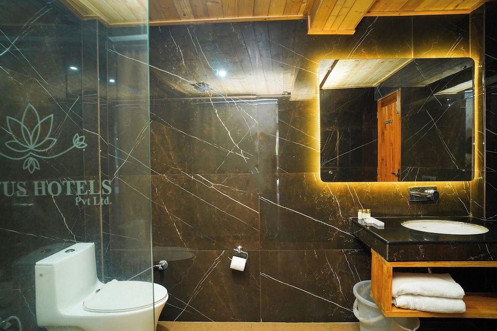 Hotel Ishan A Riverside Retreat 14/15