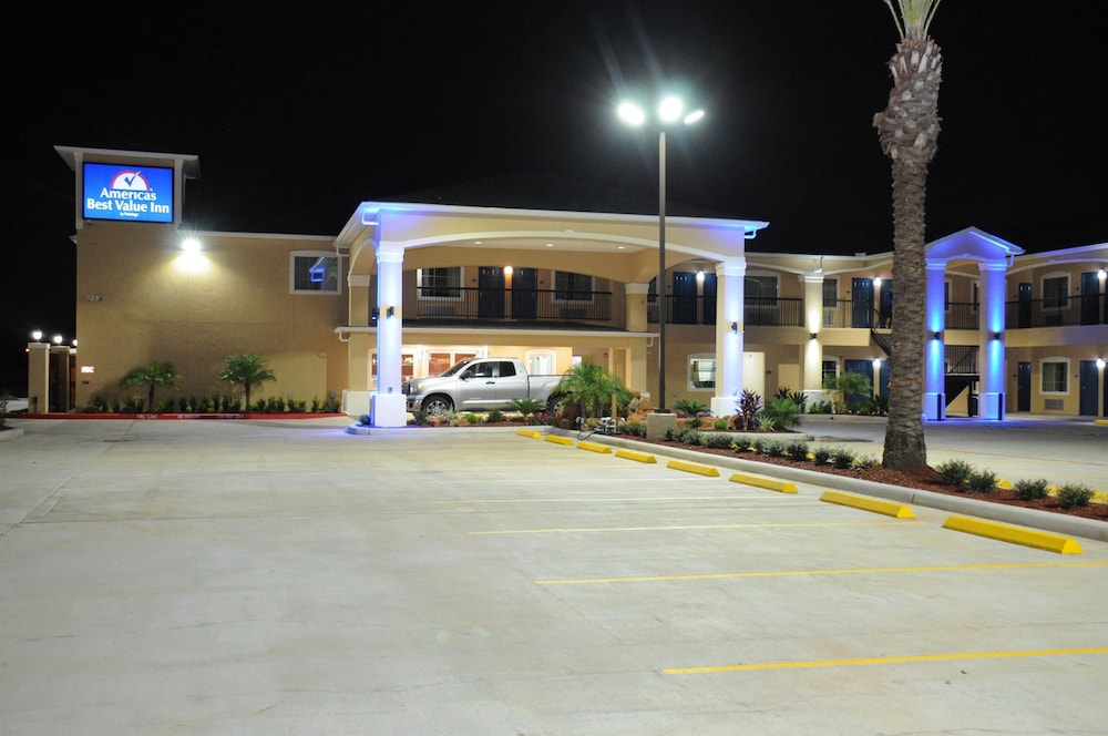 Americas Best Value Inn - Houston / Fm 529 26/28
