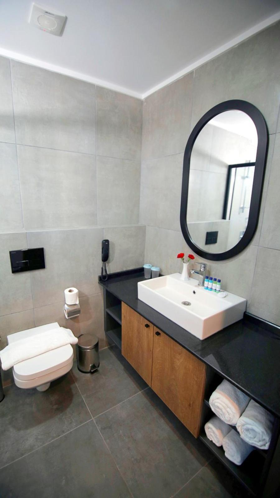 Budget, Single, Ramira Joy Hotel 3/3
