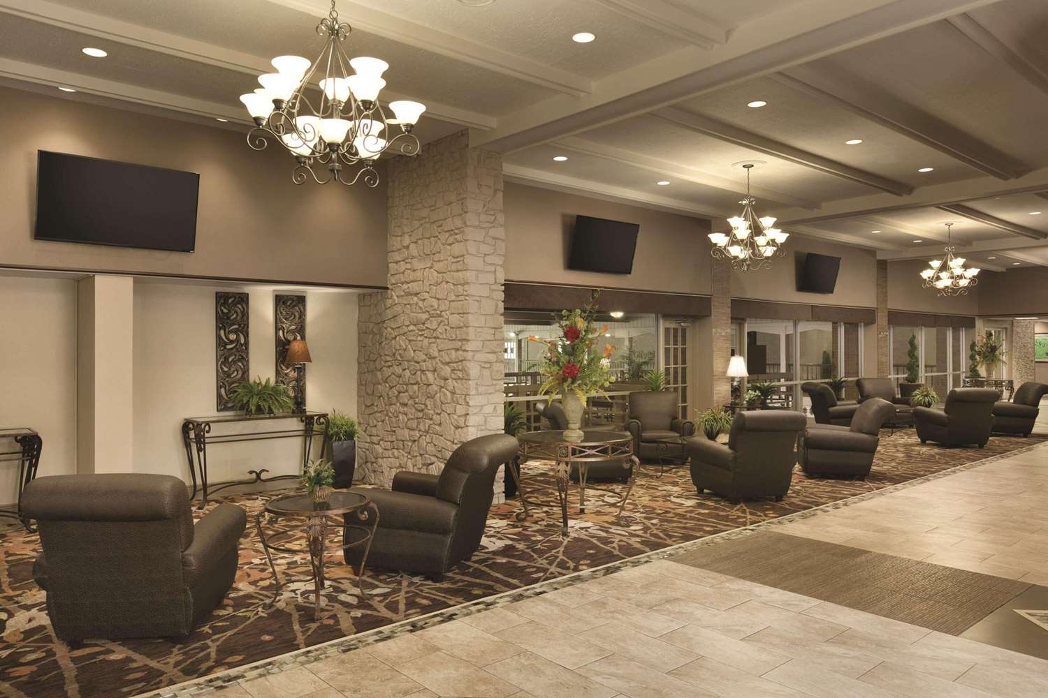 Radisson Hotel Louisville North 18/18