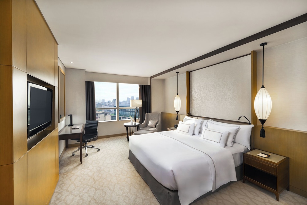 The Level, Premium, King Bed، Melia Hanoi 2/7