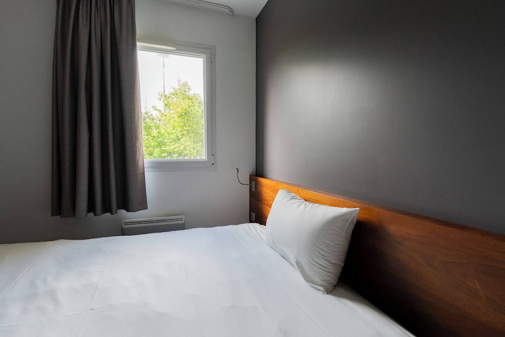 HOTEL ECONUIT 10/47