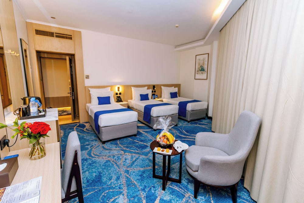 فندق جوار المدينة الفندقية(Jiwar Al Madina Hotel) 30/50