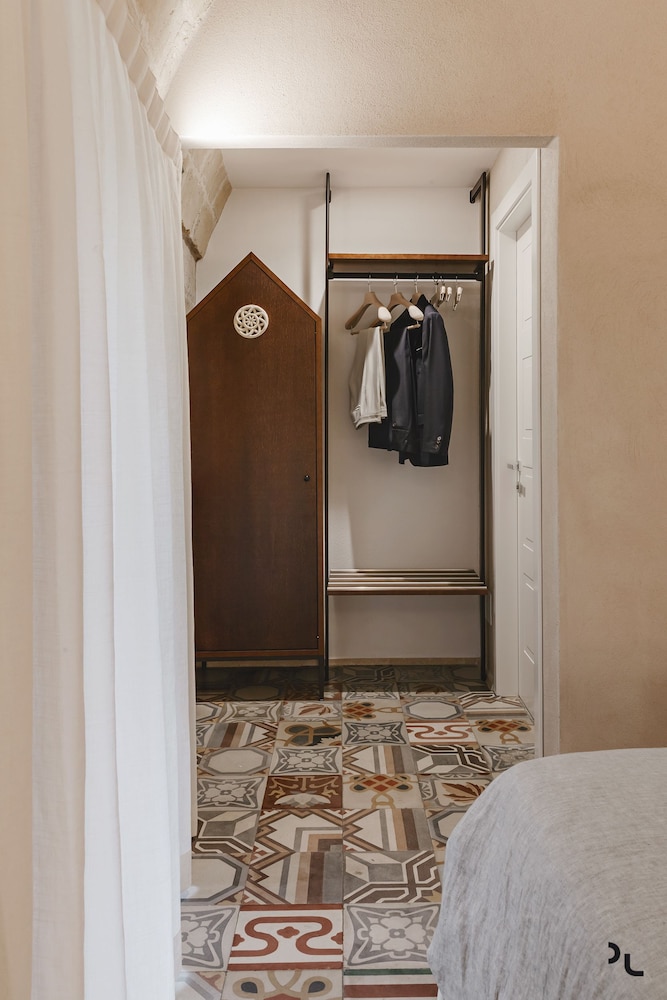 Cenobio Hotel 4/50