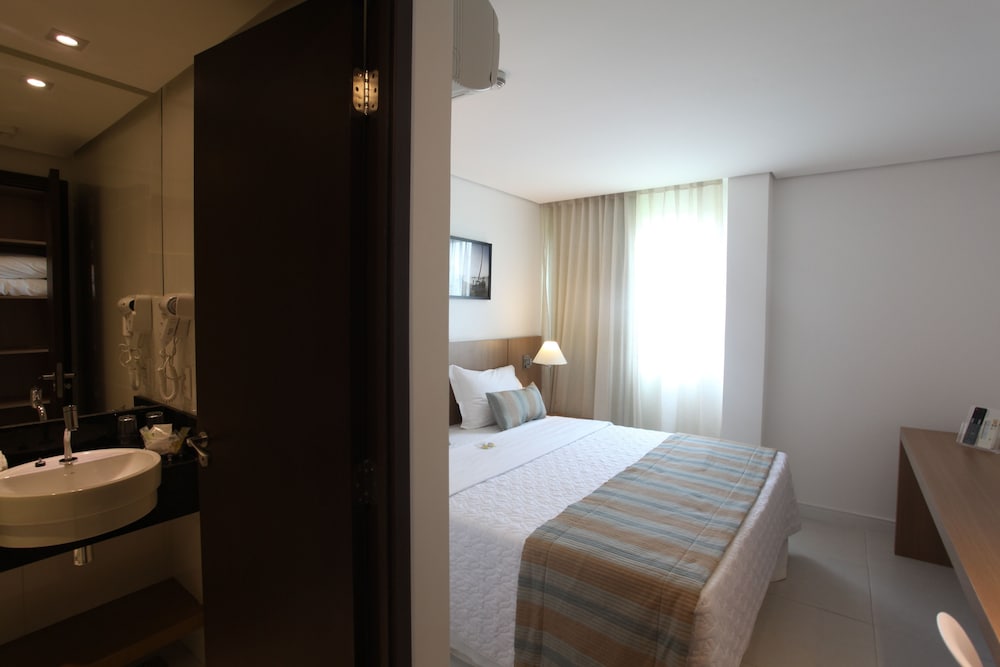 Crocobeach Hotel 30/69