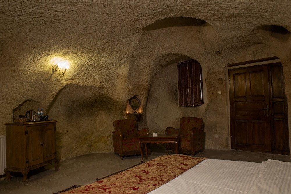 Cave Art Hotel 19/50