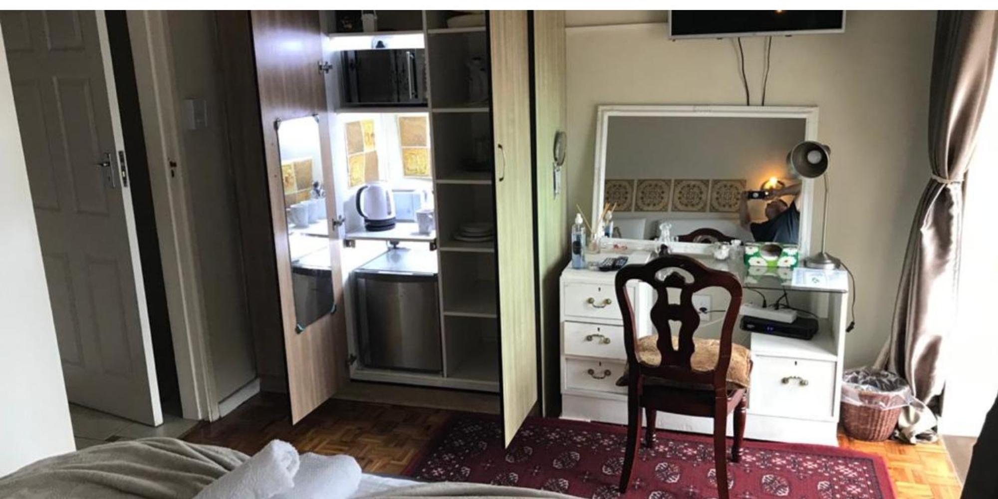 Winston House 17/50