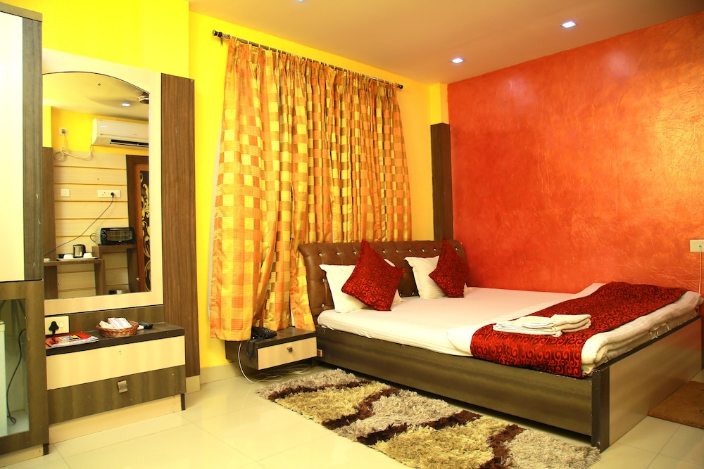 Babul Hotel 11/50