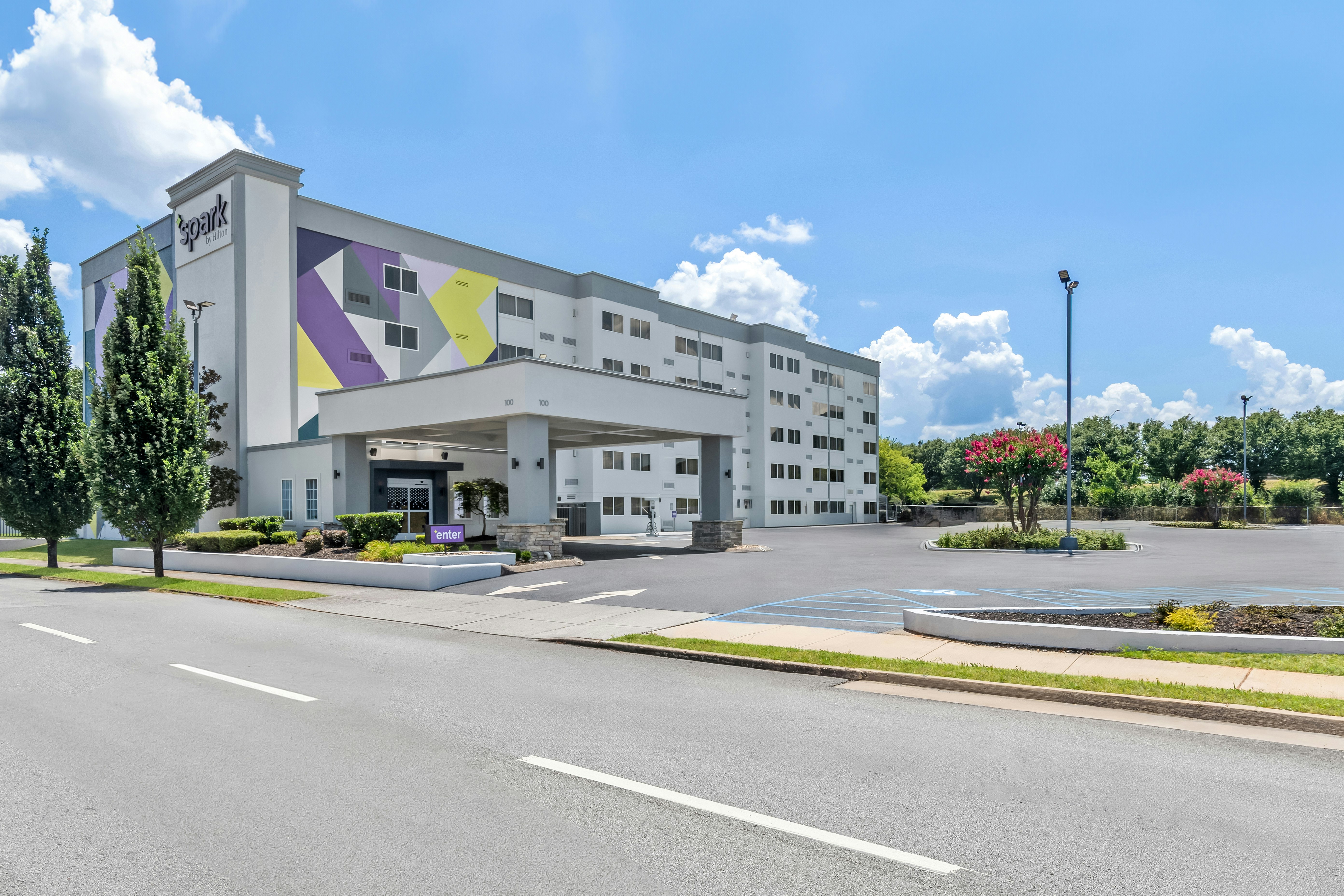 District 3 Hotel Ascend Hotel Collection 15/21