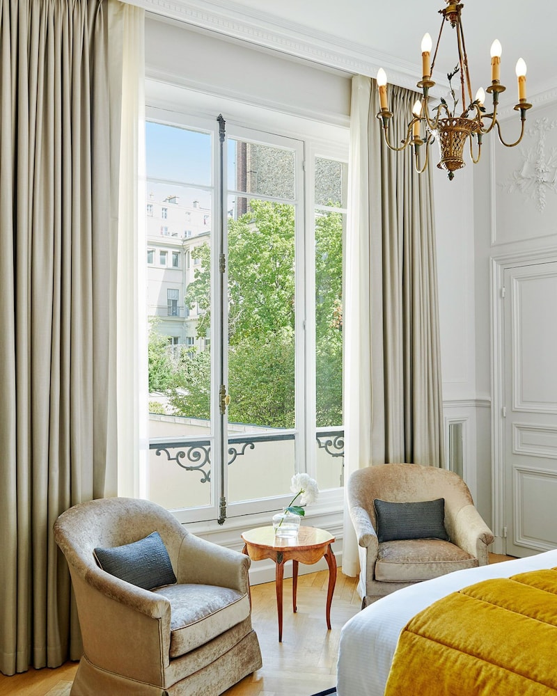 Hotel Lancaster Paris Champs Elysees 34/42
