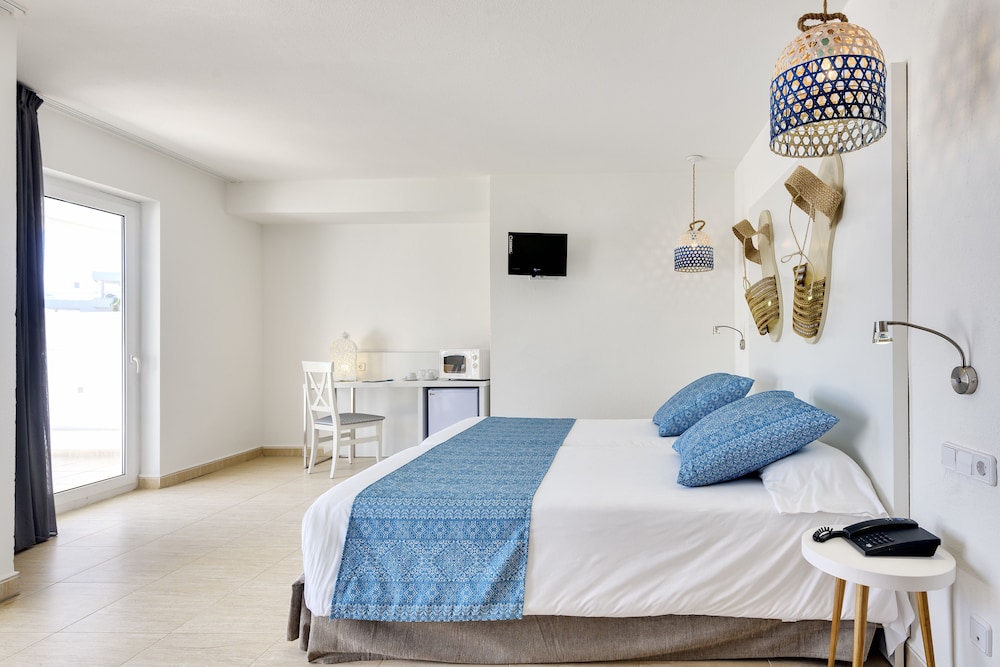 Tropic Garden Hotel & Apartments 32/73
