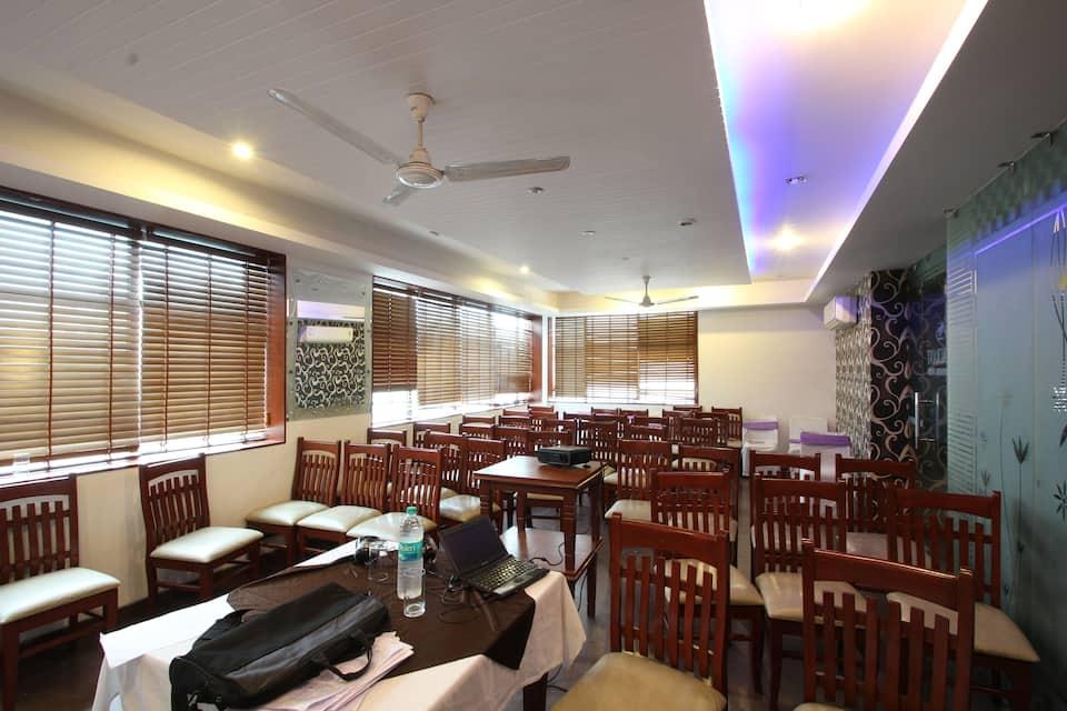 Hotel Deviram Palace 23/25