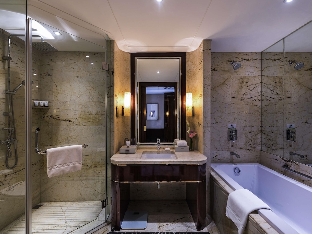 Grand Mercure Wuhan Qiaokou 47/50