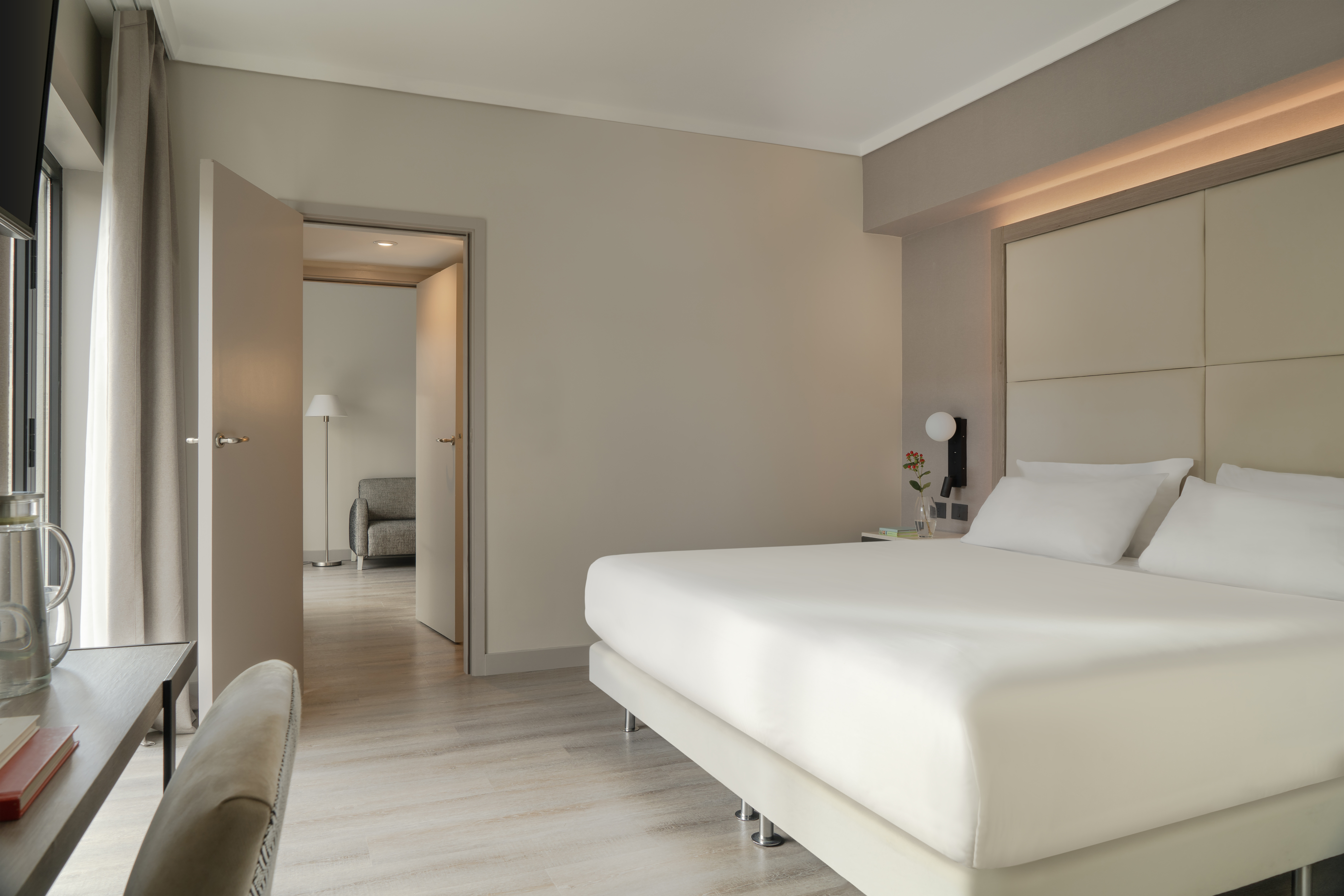 New Style, Suite, Terrace
