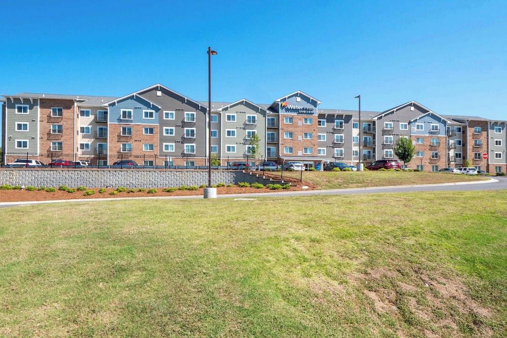 WaterWalk Extended Stay by Wyndham Charlotte - Arrowood 59/63