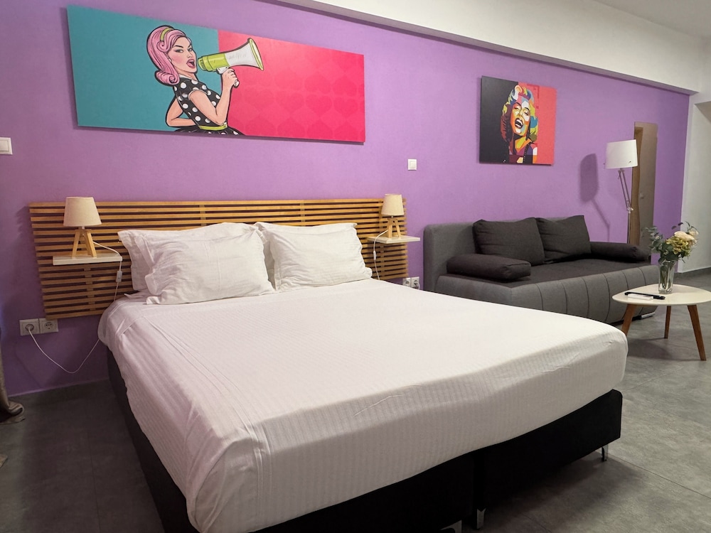Connect Suites 10/48
