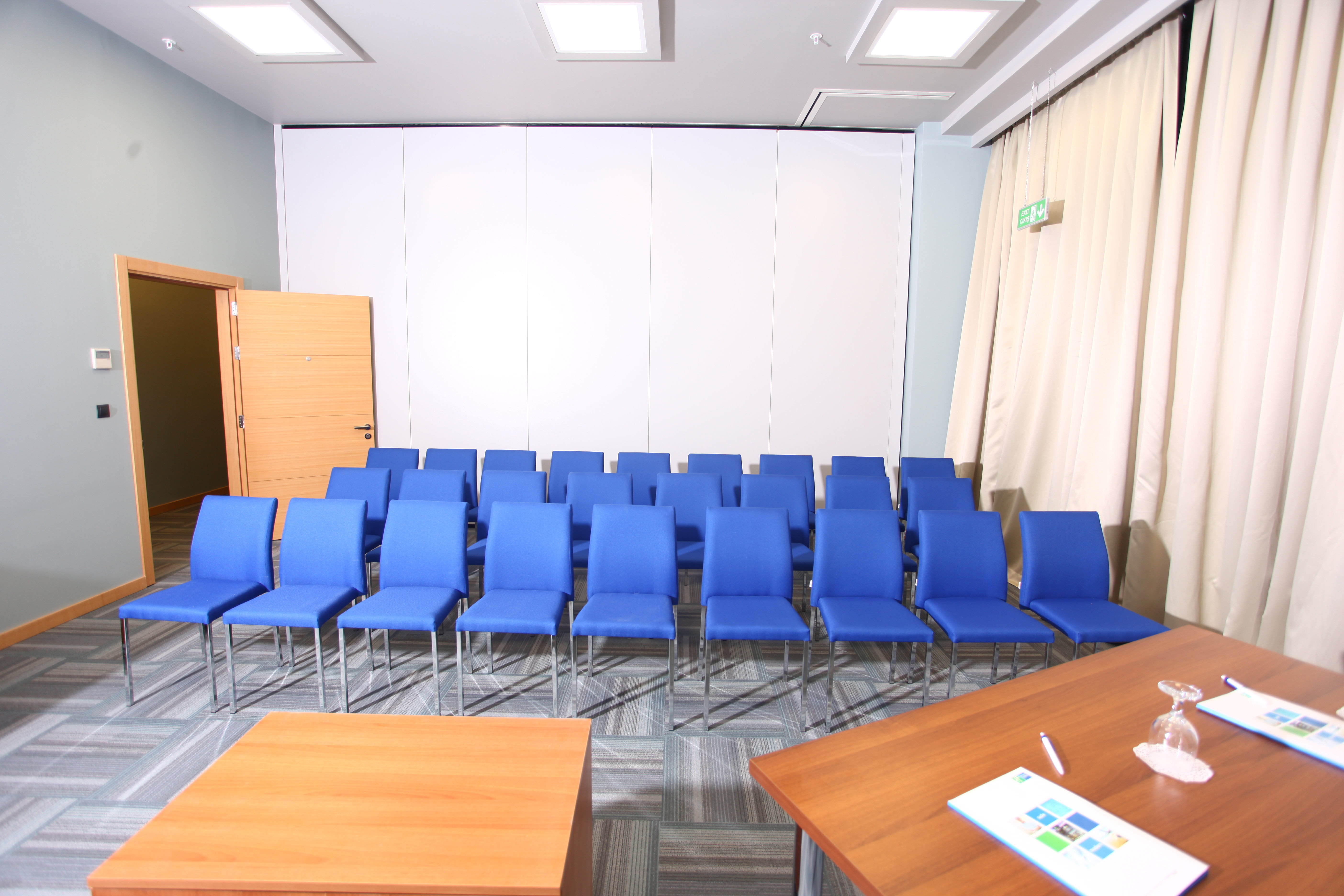 Holiday Inn Express Manisa - West 40/50