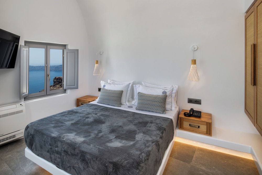 Eteoro Suites 10/50