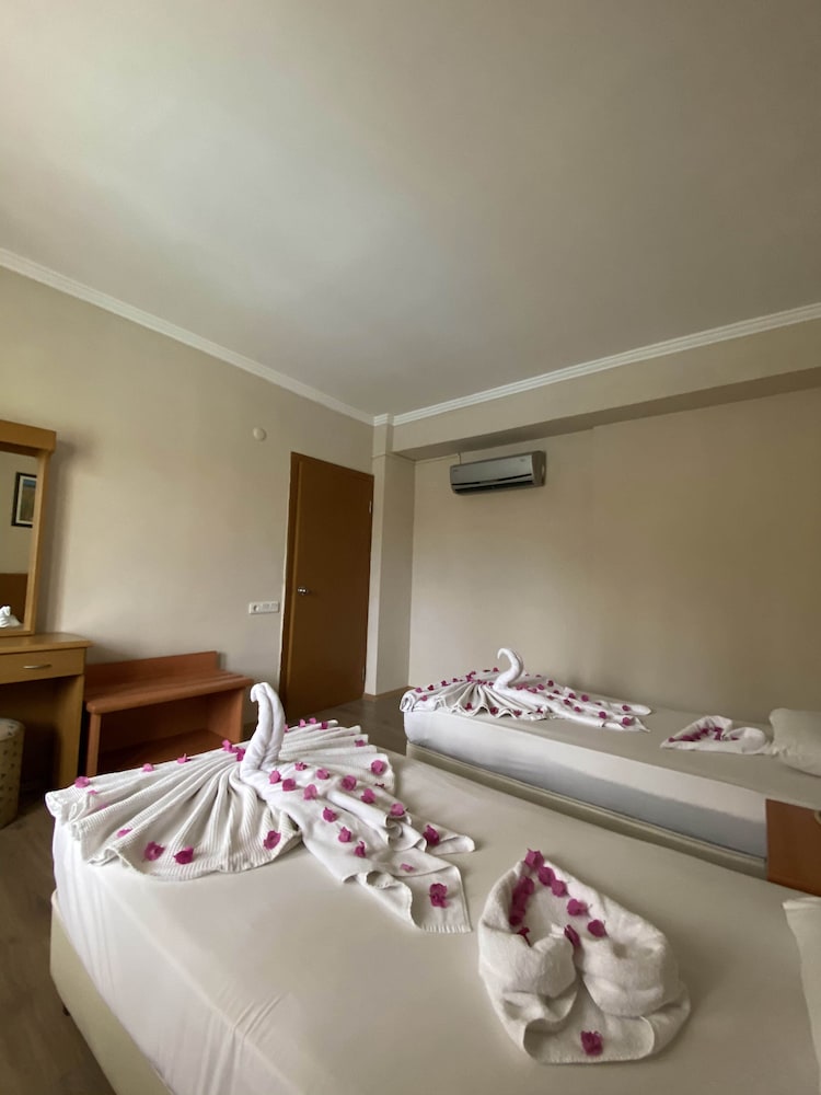 SELECT APART HOTEL 16/50