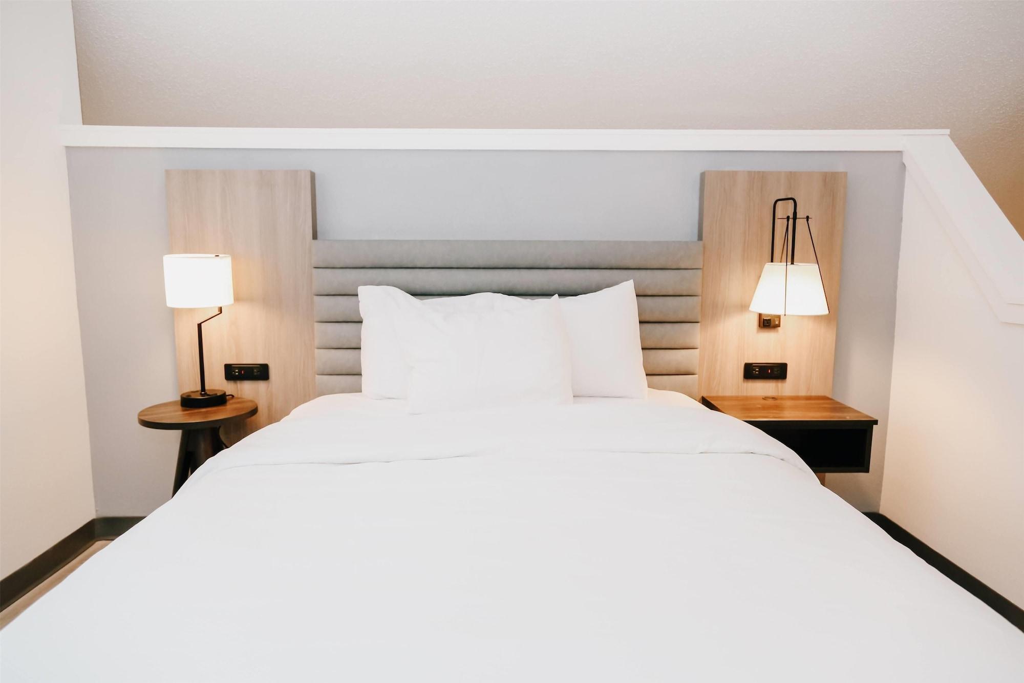 Deluxe, Penthouse Suite, Multiple Beds، Hawthorn Suites By Wyndham Tinton Falls 4/5
