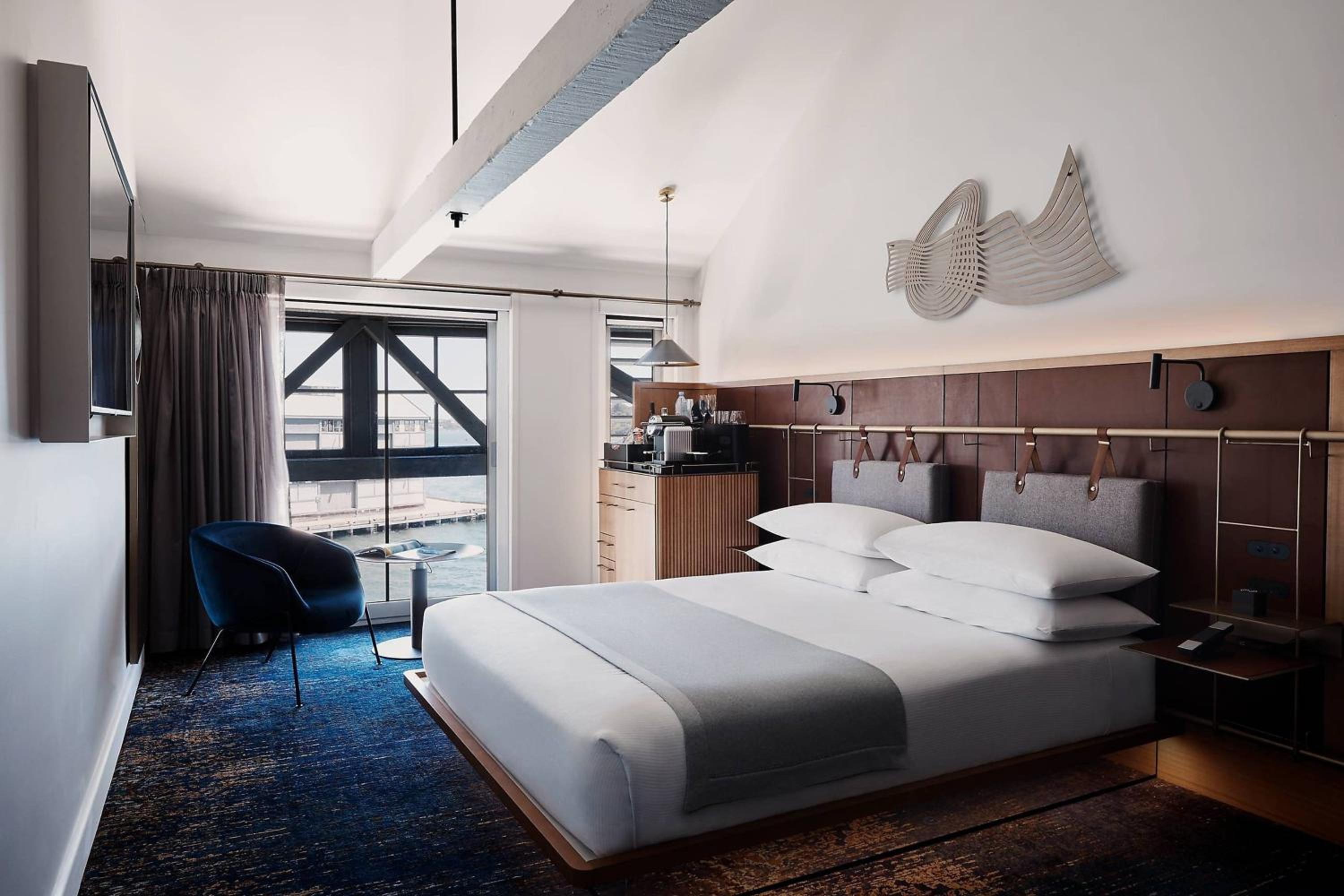 Room, King Bed, Water View, Pier One Sydney Harbour Autograph Collection 2/7