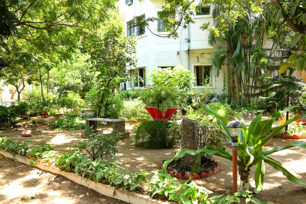 Ywca International Guest House 23/32