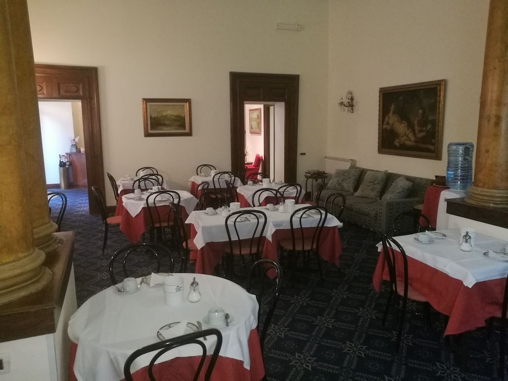 Hotel Villa Delle Rose 71/78
