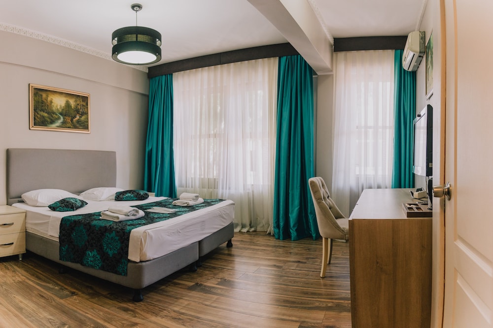 Hotel Prinkipos 8/26