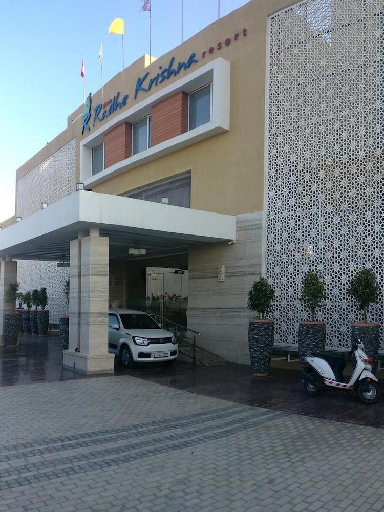 Club Mahindra Dwarka 24/29
