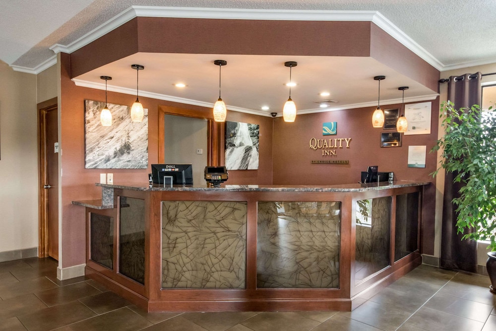 Quality Inn Dandridge 10/59