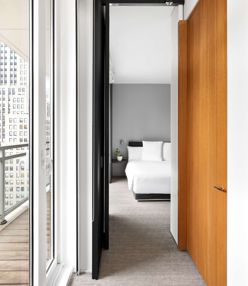 Andaz 5th Avenue 13/67