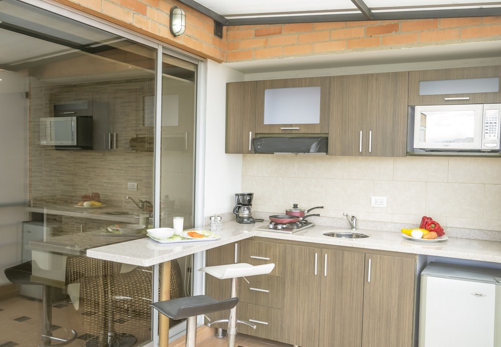Hotel Apartamentos Regency La Feria 50/50