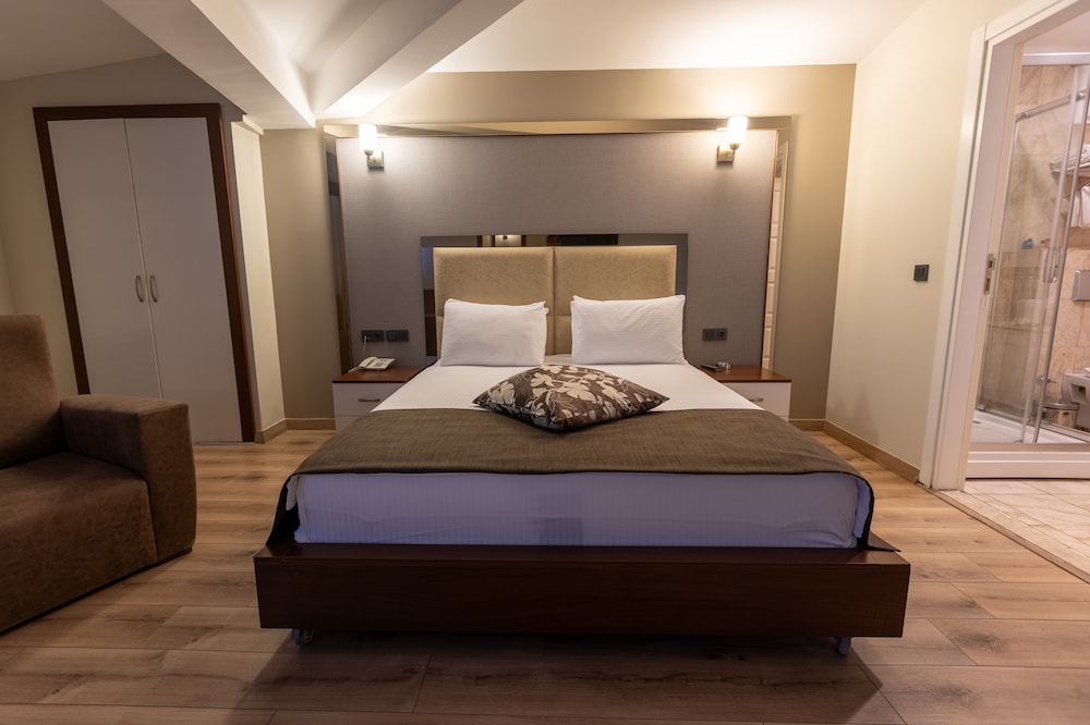 Asia Business Suites 20/50