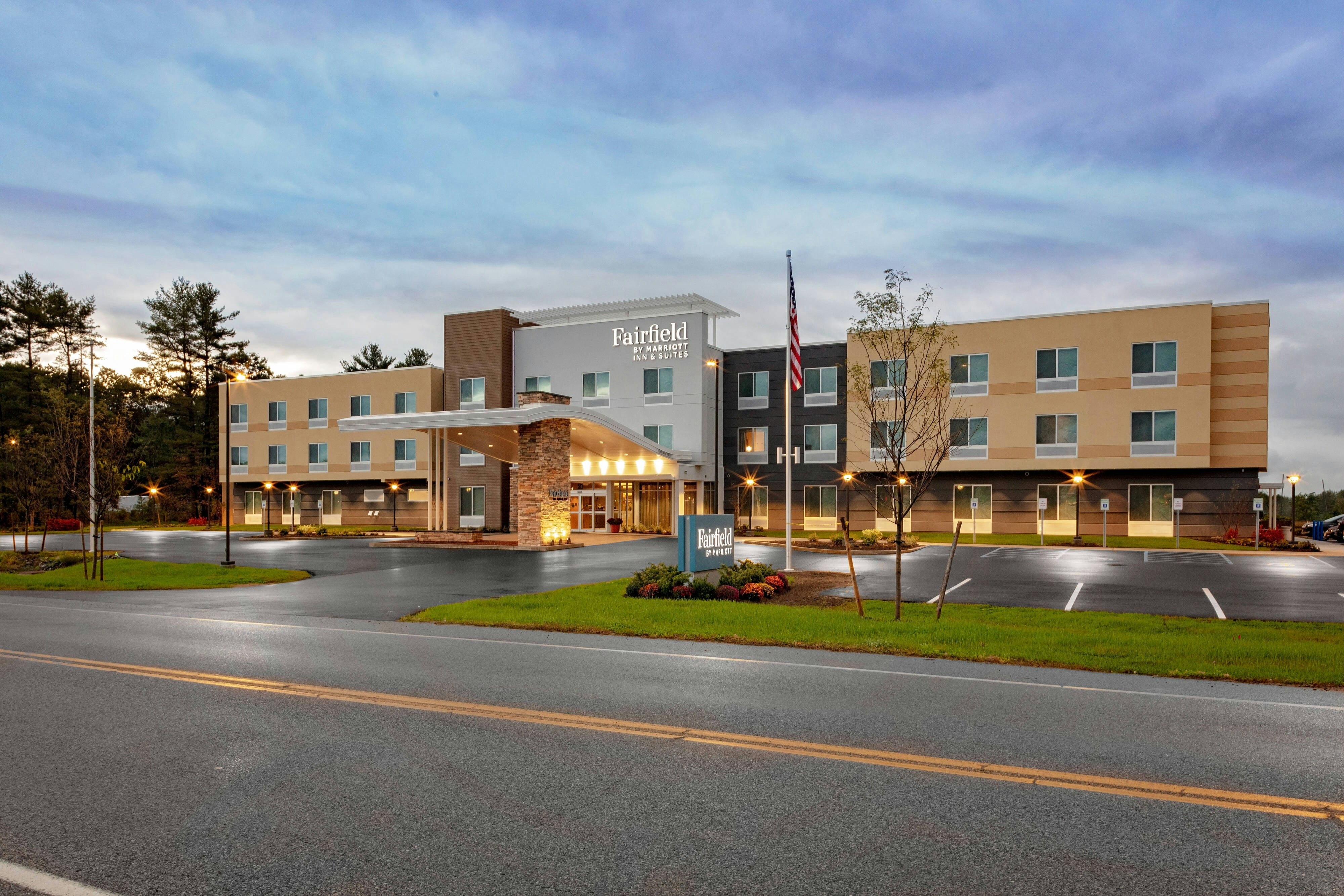 Fairfield Inn Suites Queensbury Glens Falls Lake George Area 2/30