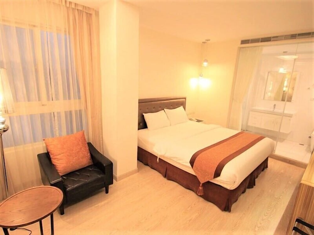 Taitung Z. Hotel 16/63