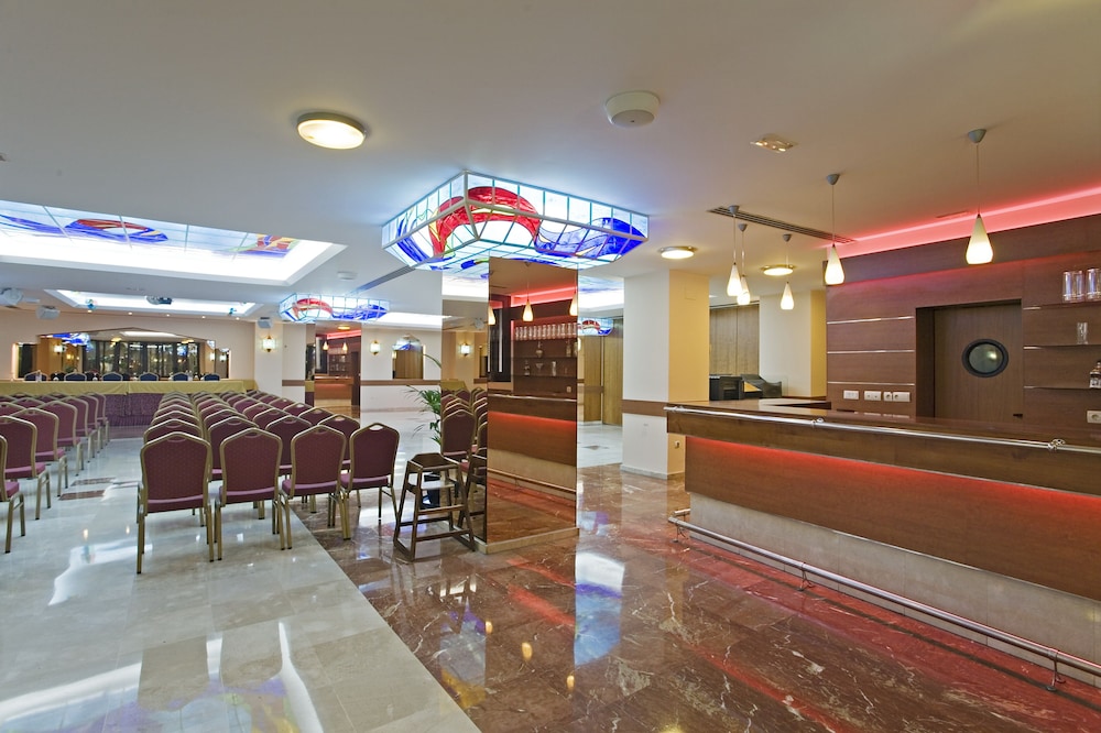 Lobby at Hotel Perla Marina, NERJA