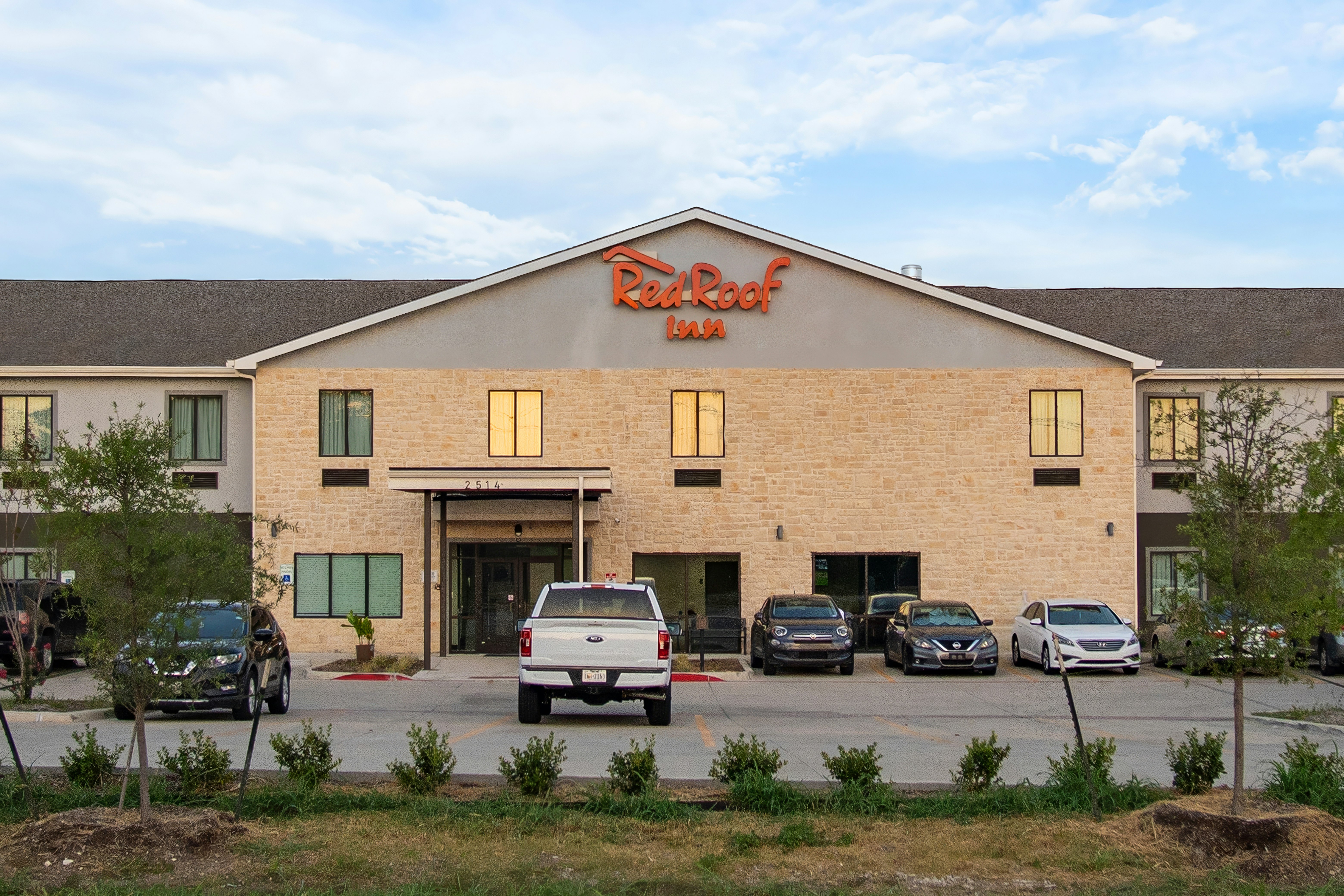 Red Roof Inn Lancaster, TX 1/15