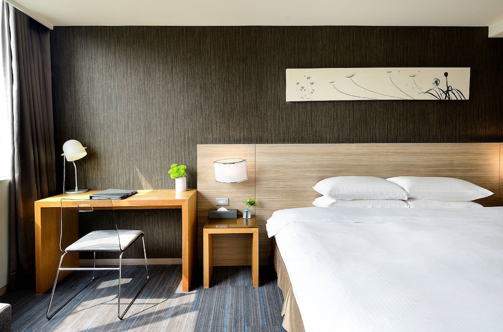 Beacon Hotel 37/69