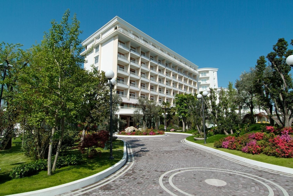 Hotel La Residence Idrokinesis 58/65