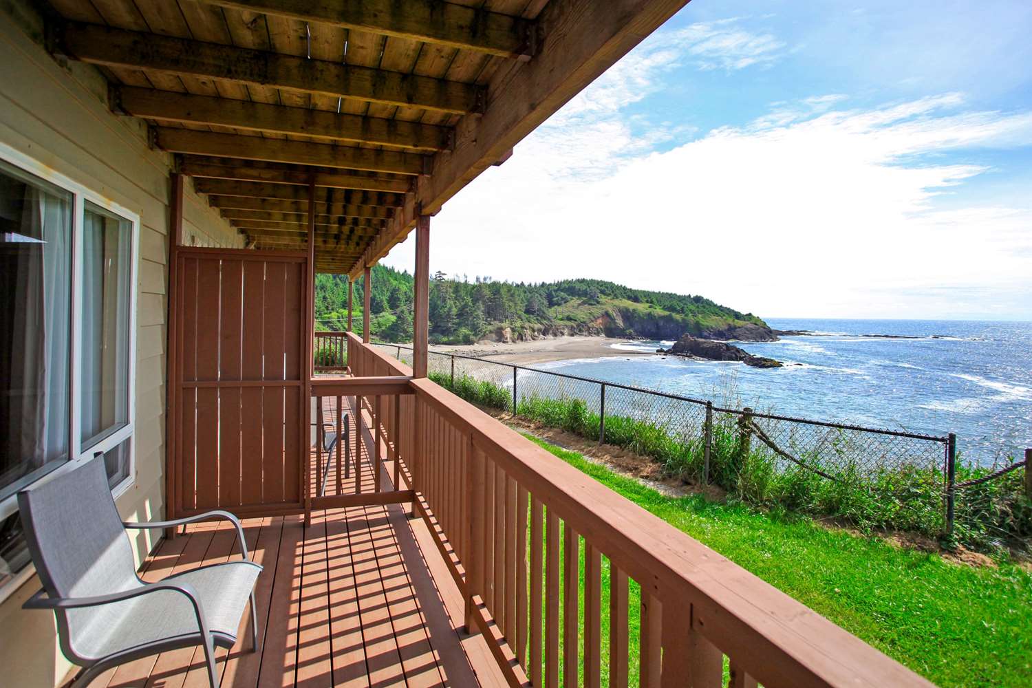 Clarion Inn Surfrider Resort 25/25