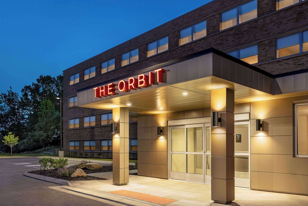 The Orbit Hotel, Trademark Collection by Wyndham 2/42