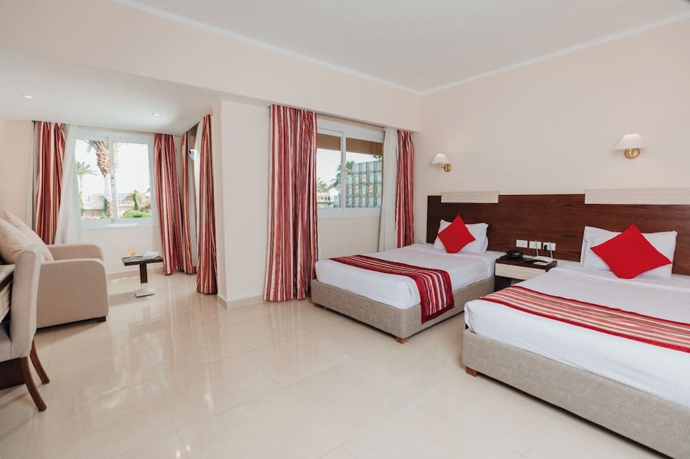 Golden Beach Resort 13/50