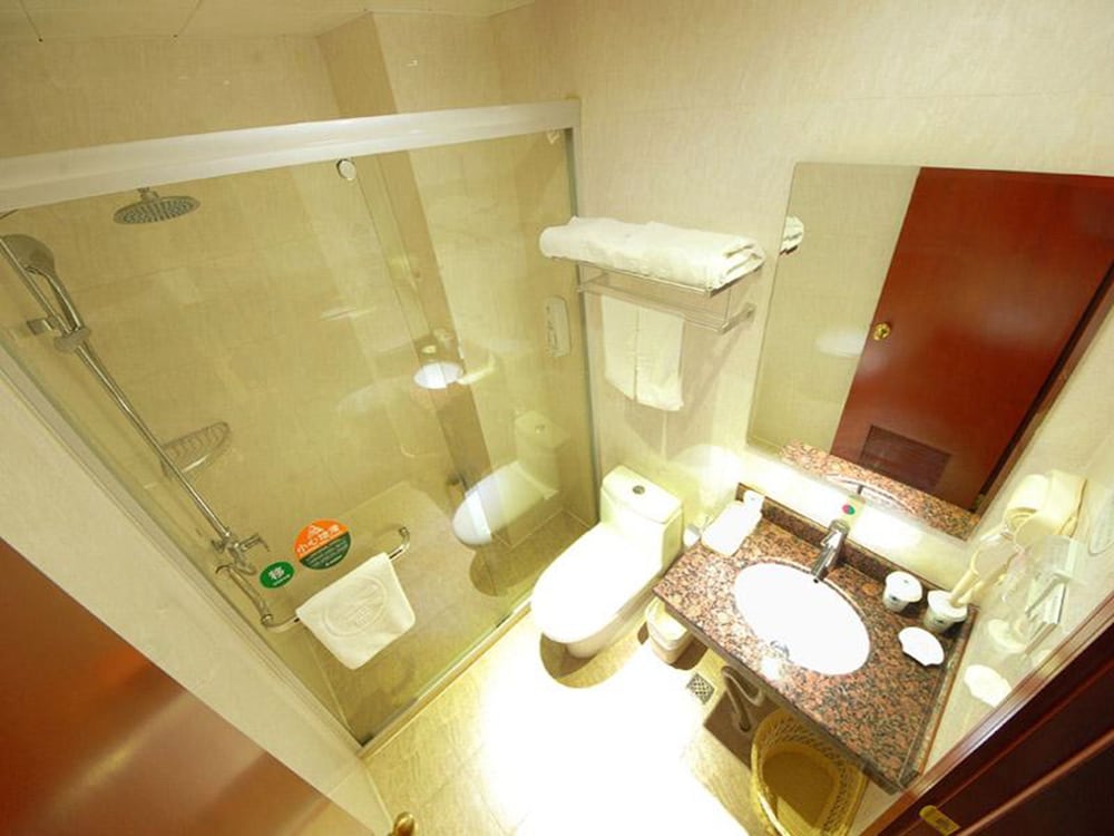 Greentree Inn Jiangsu Taizhou Jingjiang Bus Station Express Hotel 11/41