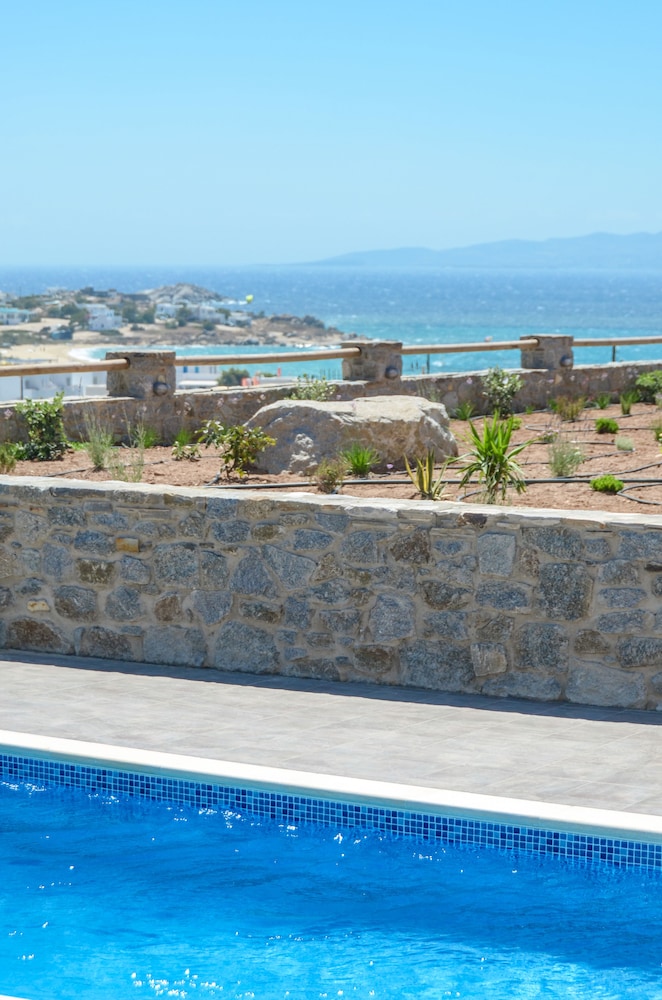 Naxos Luxury Villas 25/36