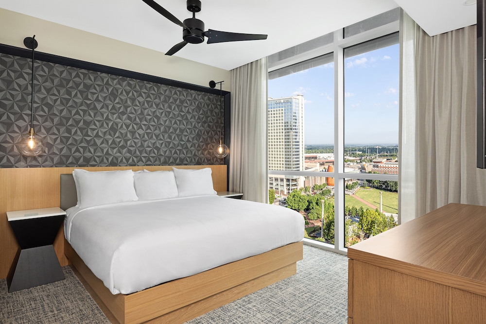 2 BEDROOMS, DELUXE, SUITE, KITCHEN