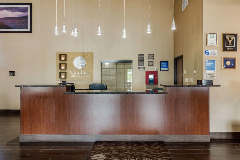 Comfort Inn Suites 4/75