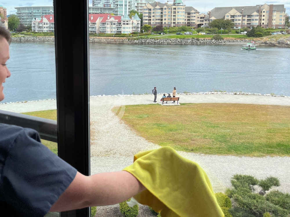 Inn At Laurel Point 43/50