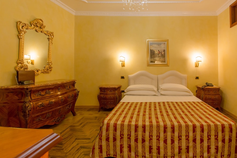 Mariano Iv Palace Hotel 23/42