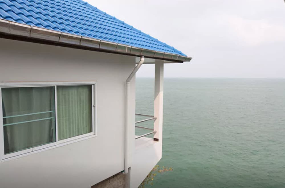 Koh Sichang Unseen 8/40