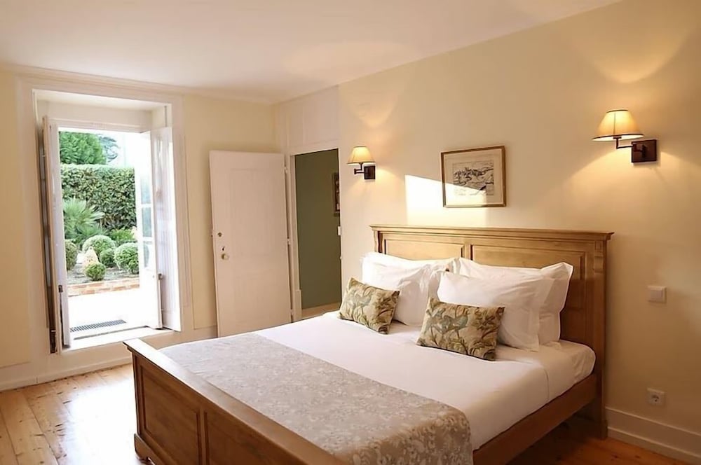 Room, Double Bed